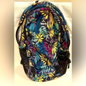 Venture Pal Floral Backpack/hiking bag
